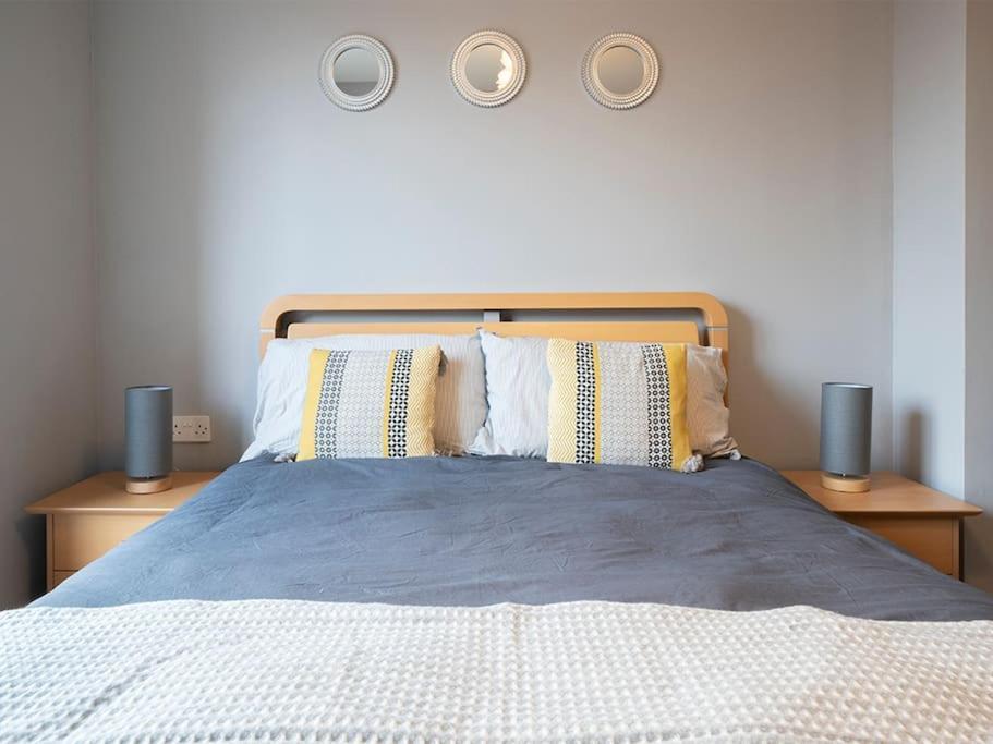 Lovely 2 Bedroom Apt At Ormeau Park W/ Free Parking ベルファスト エクステリア 写真